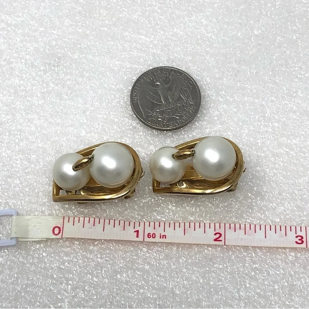 Ledo Earrings Vintage Faux Pearl Clip On